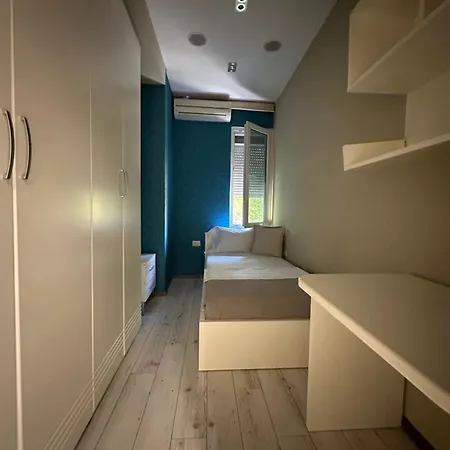 Klt Blloku Center Apartamento *